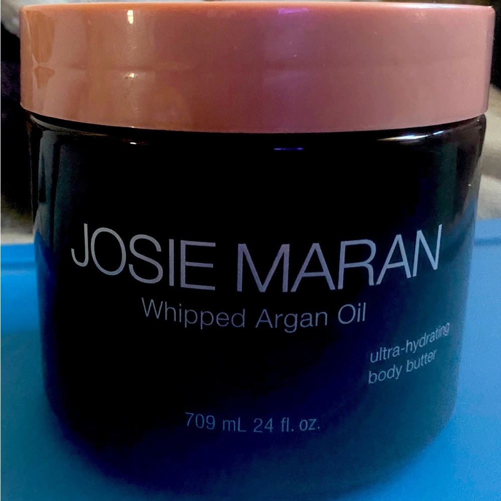 NIB Josie Maran Whipped Argan Oil Ultra hydrating body butter 24 fl.oz
